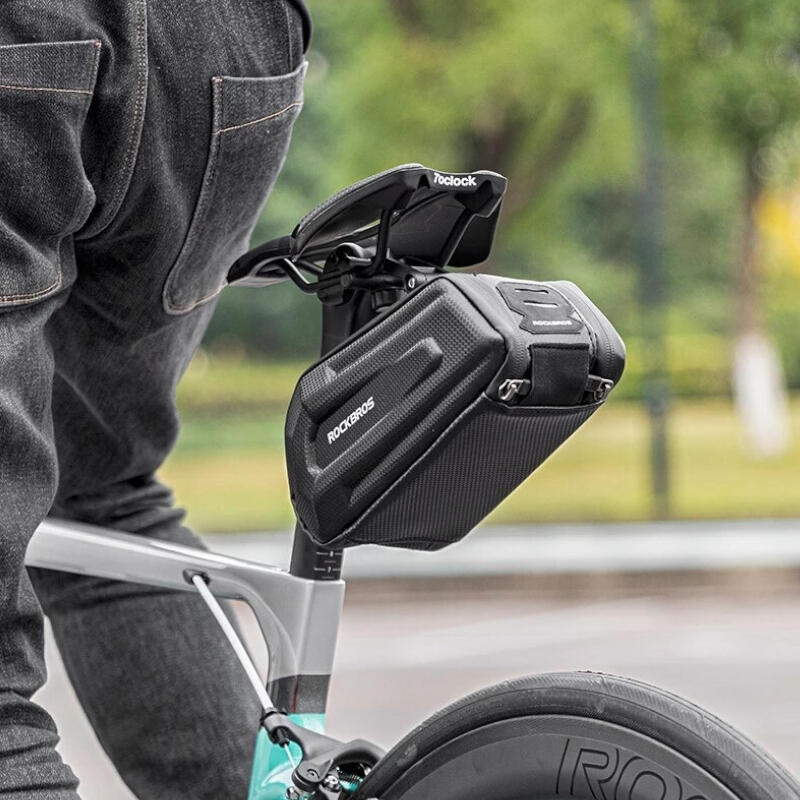 Sakwa rowerowa pod siodełko Rockbros 1,5L pancerna 4/5