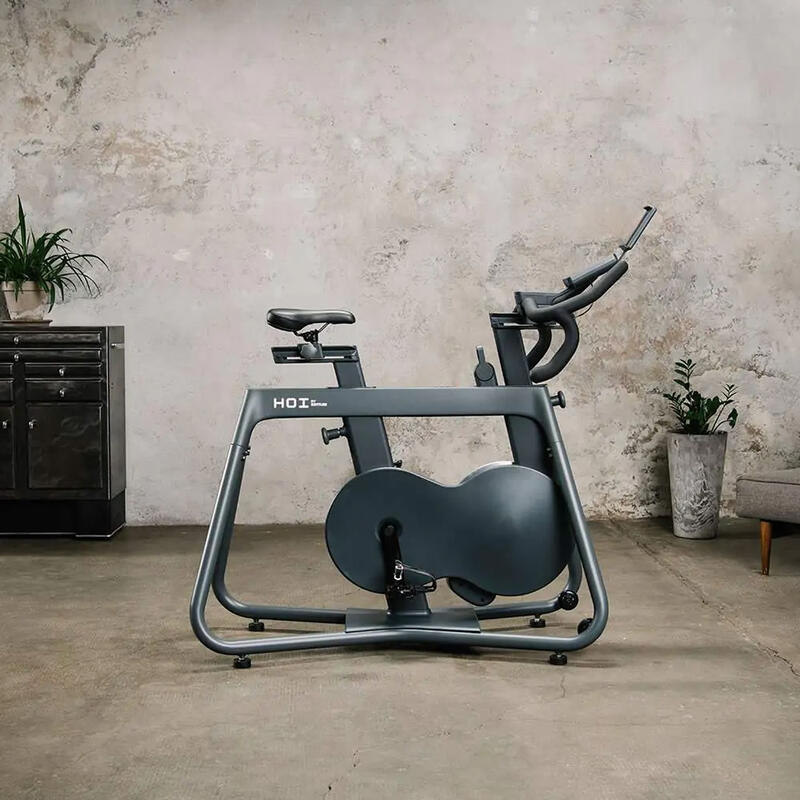 Bicicleta magnética Kettler Hoi Speed 1000w com conetividade Indoor Fitness