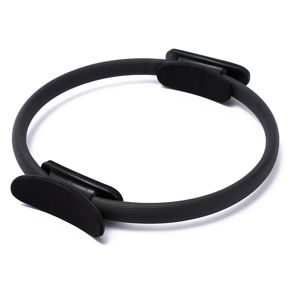 Aro Anillo Negro Pilates Yoga con Agarres Ergonómicos. 2/3
