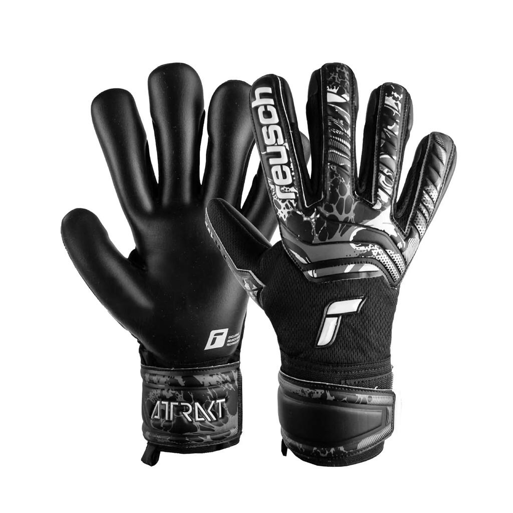 Reusch Attrakt Infinity Goalkeeper Gloves