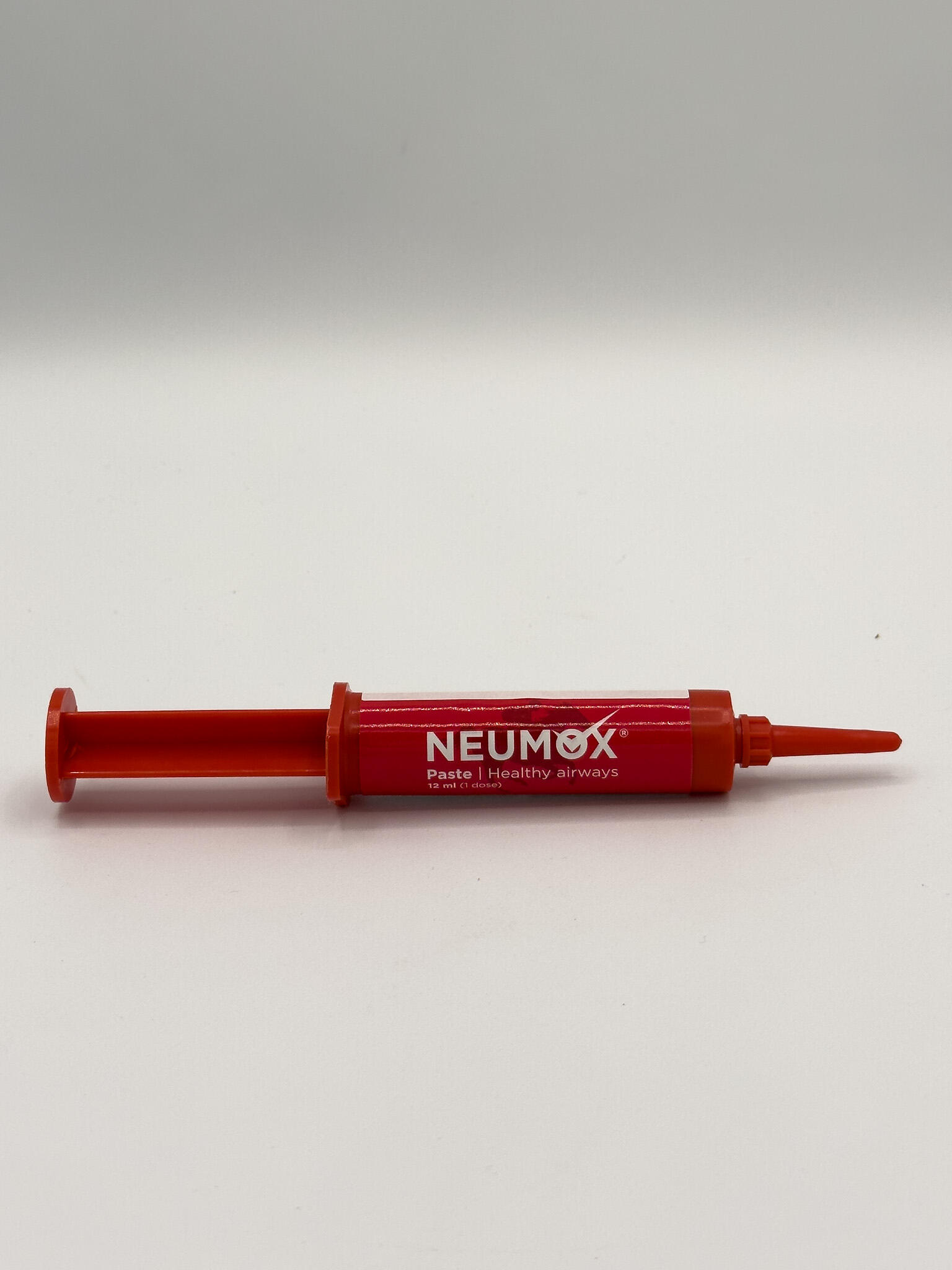 Suplemento pulmonar y de rendimiento NEUMOX® para caballos 12ml 2/4