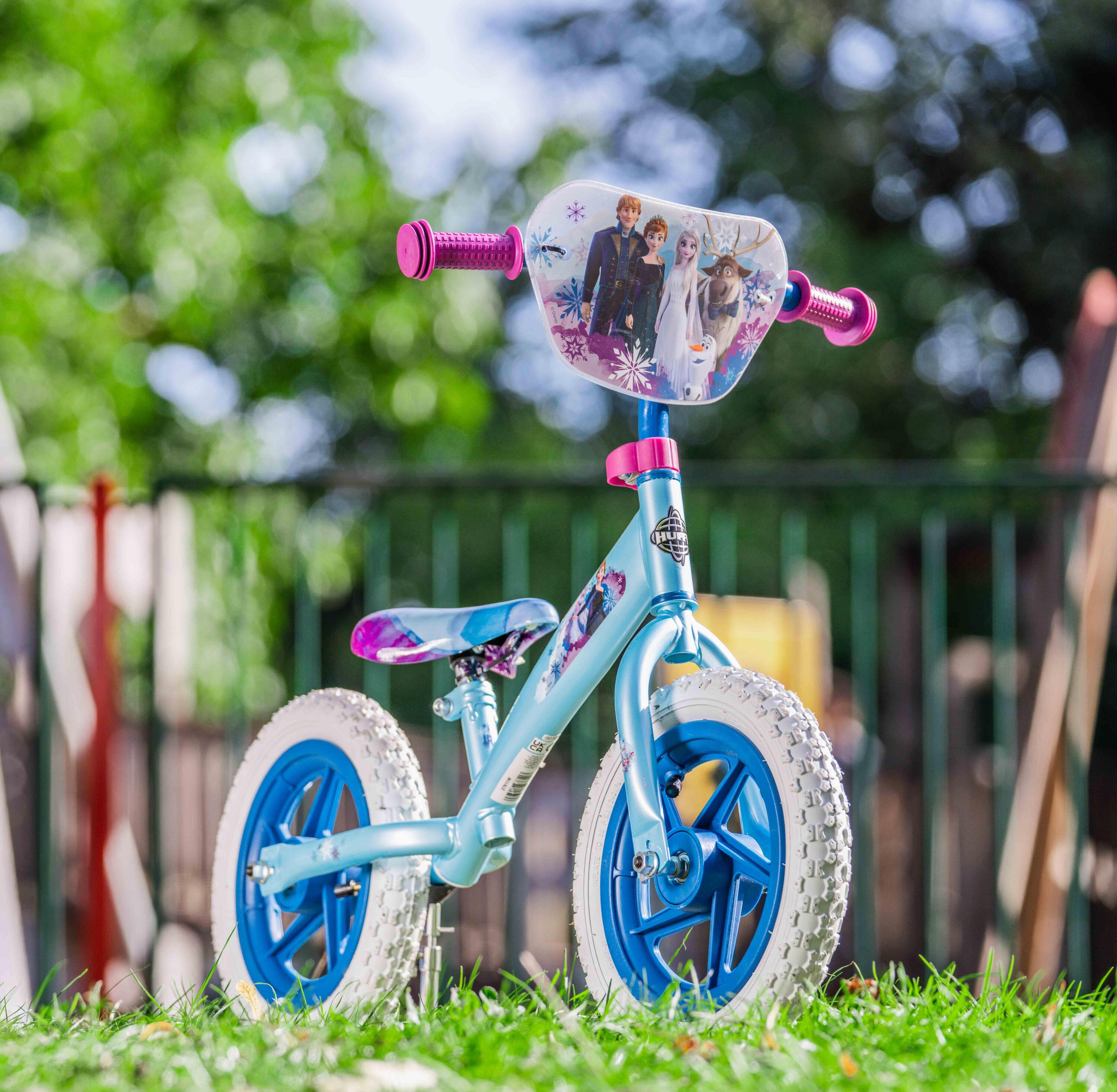 Huffy Disney Frozen 2 Kids Balance Bike 12 inch ft Anna Elsa Olaf For 2 to 5 yrs 2/6