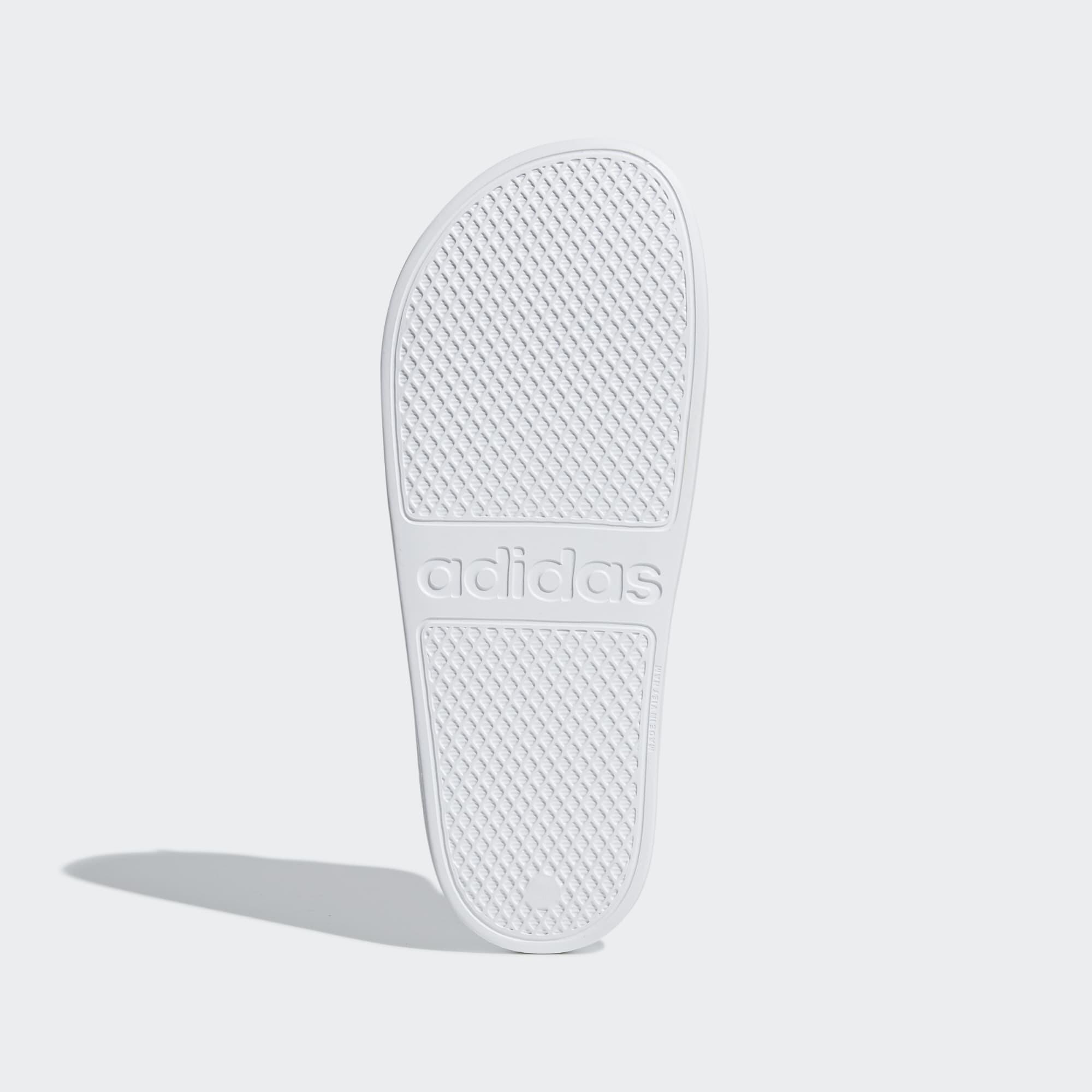 Adilette Aqua Slides 4/7