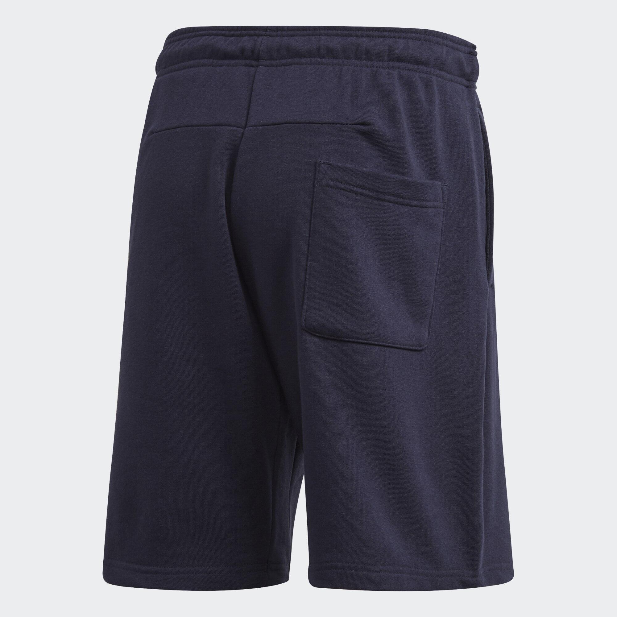 Short Must Haves Badge of Sport 4/4