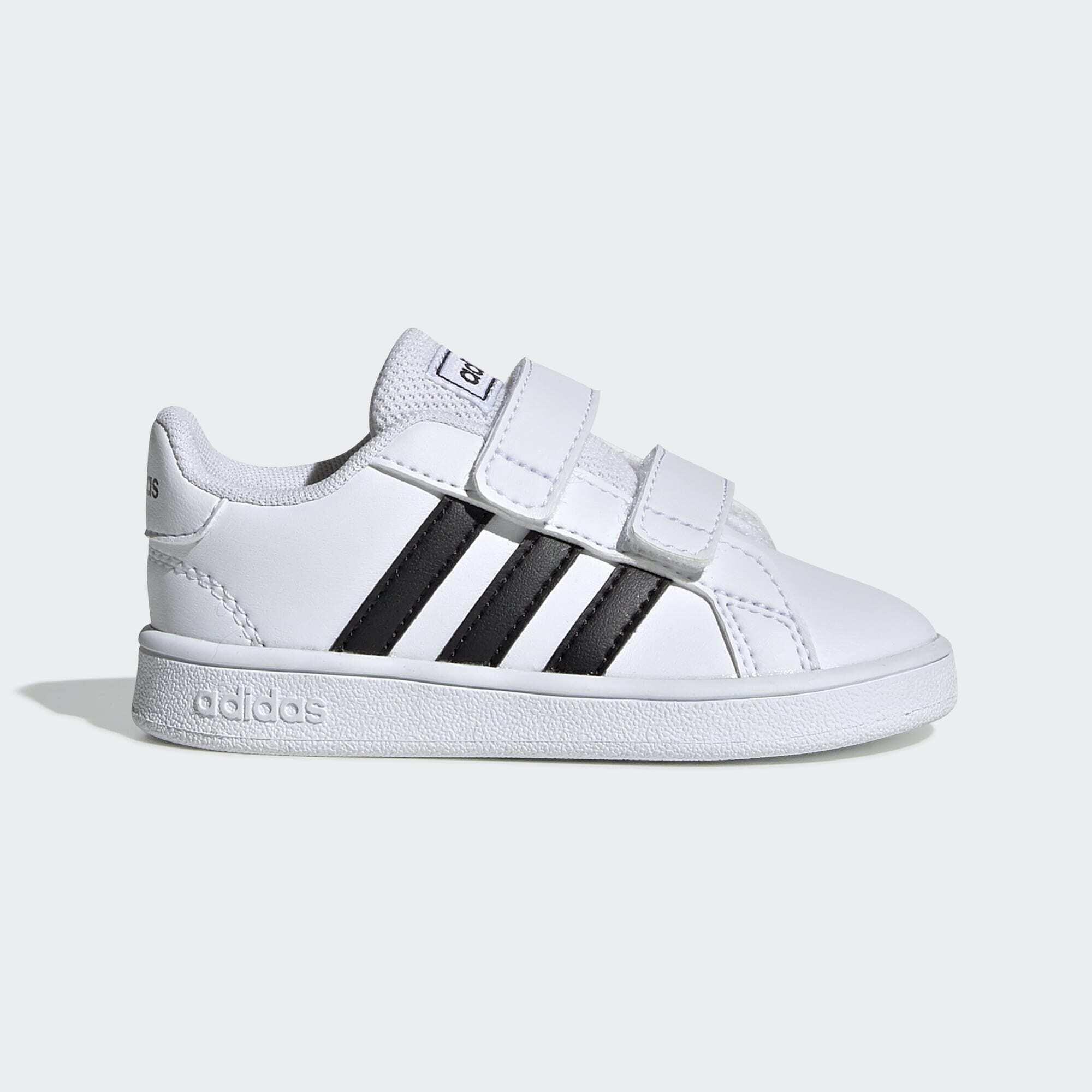 Chaussure Grand Court. 2/7