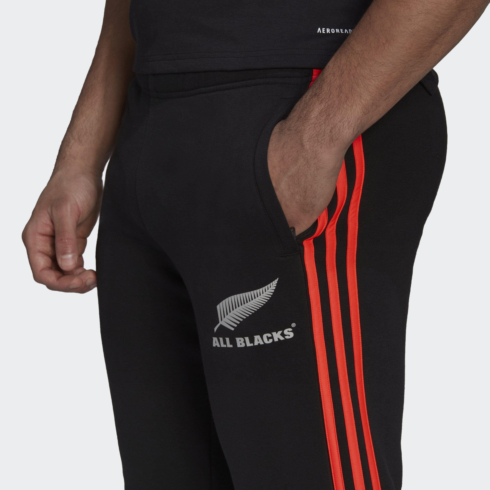 All Blacks Rugby 3-Stripes Sweat Pants 4/5