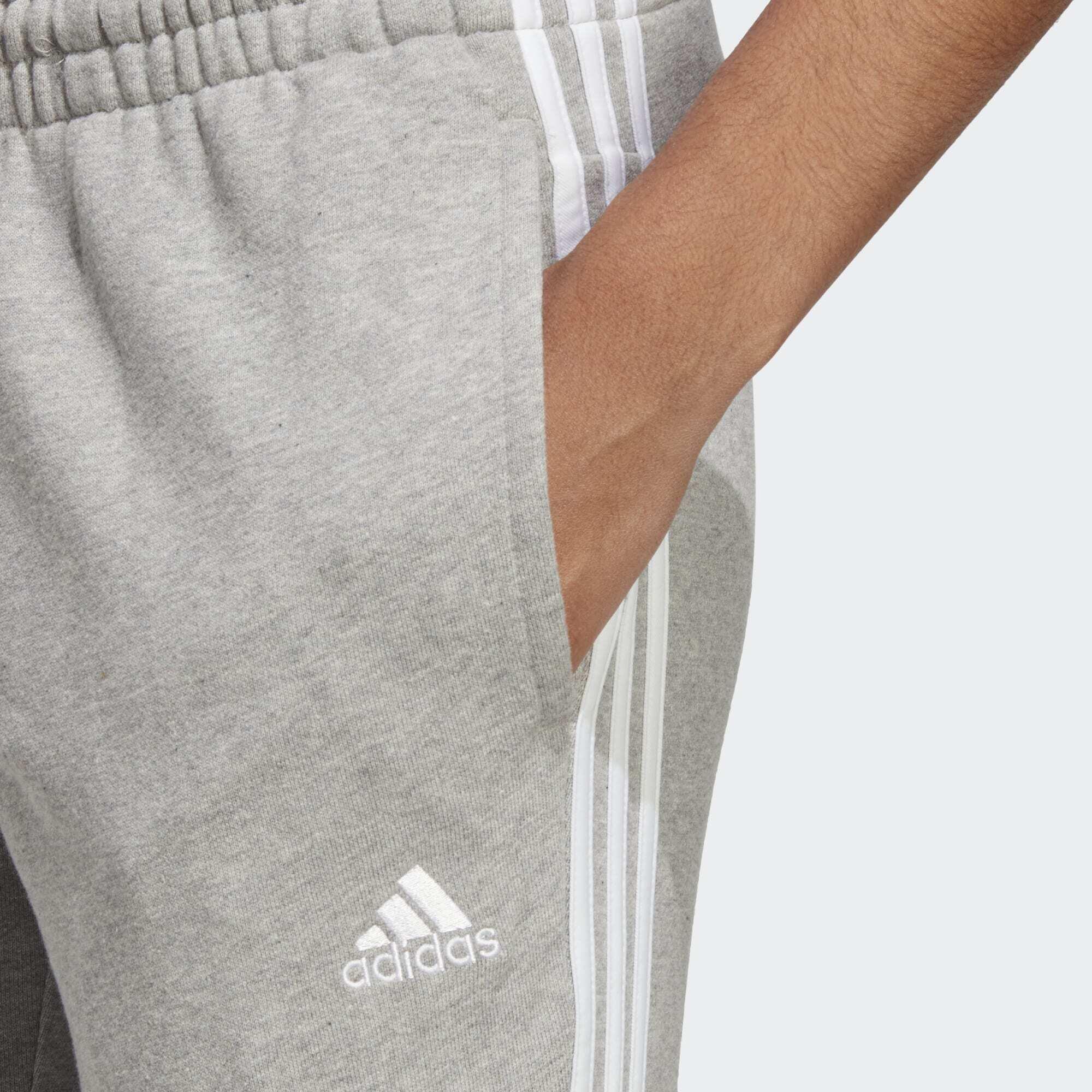 Essentials 3-Stripes French Terry Cuffed Pants 4/5