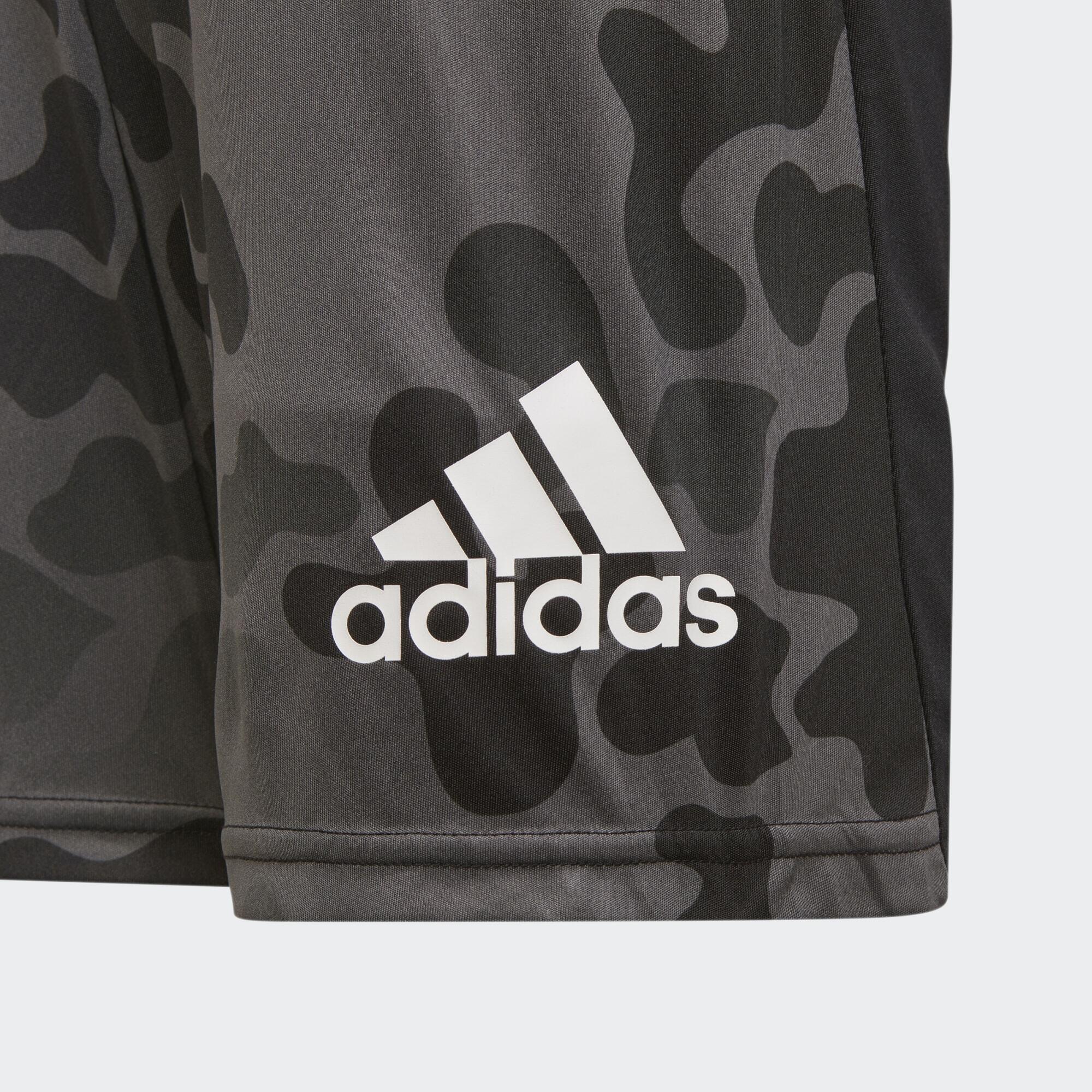 Designed to Move Camo Shorts 2/5