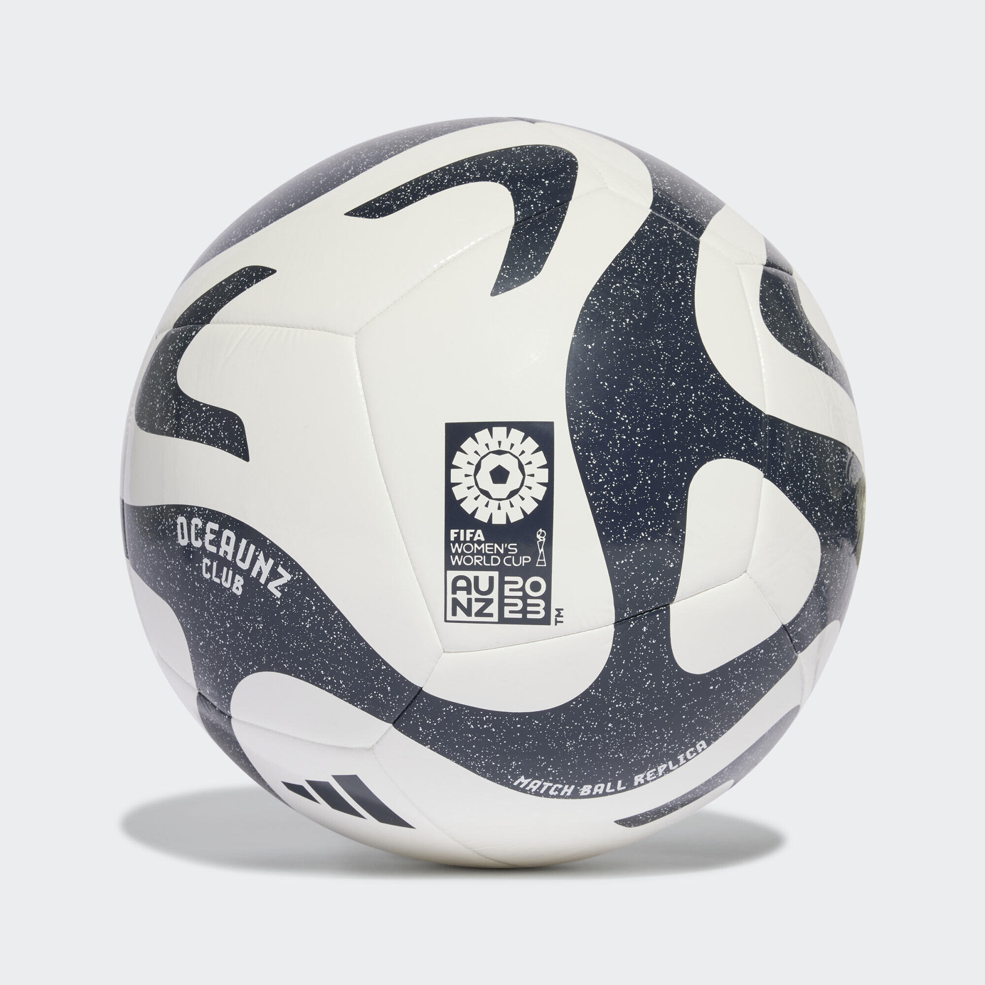 Bola de futebol Adidas modelo 48659448463699 para unissex 3/6