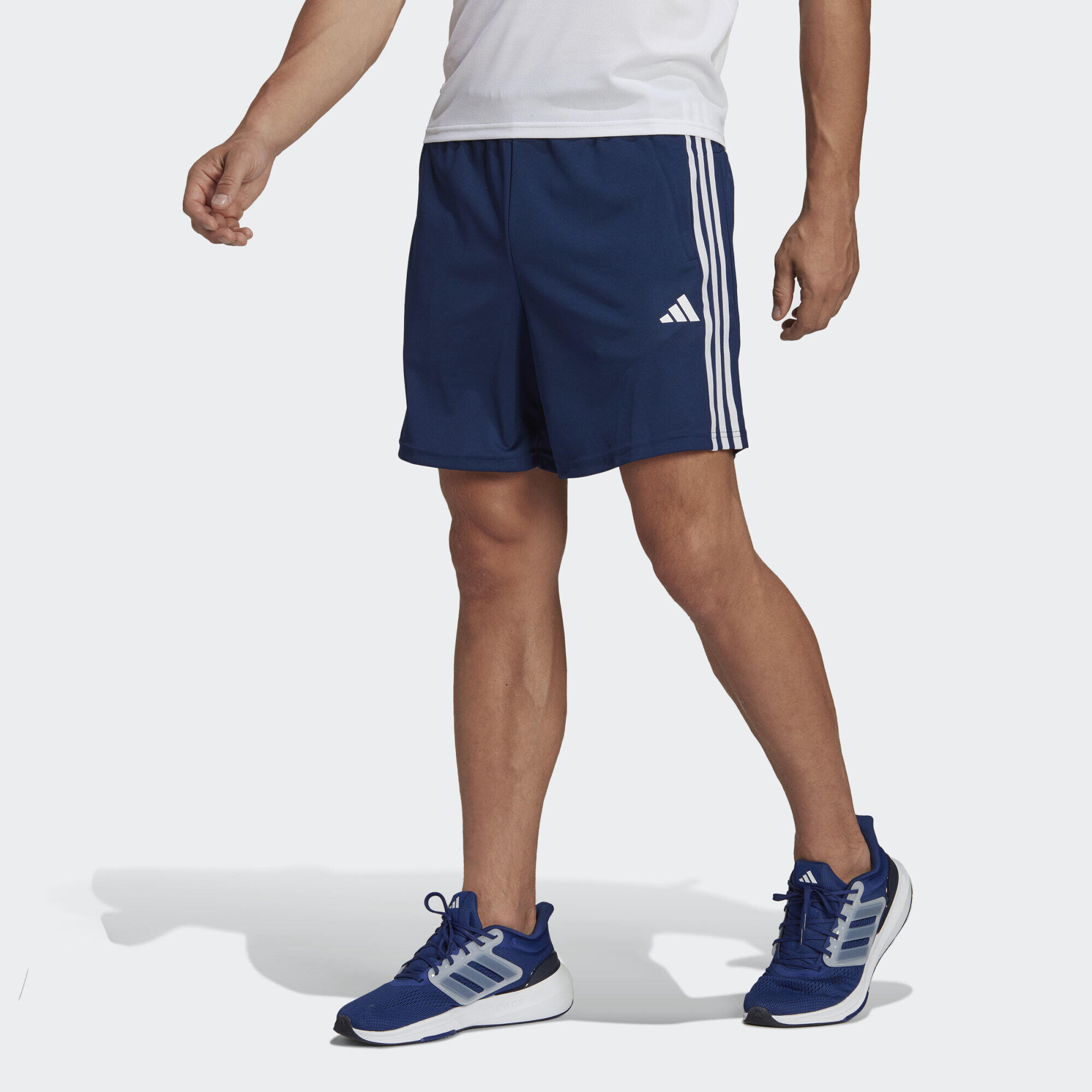 Train Essentials 3-Stripes pique training shorts