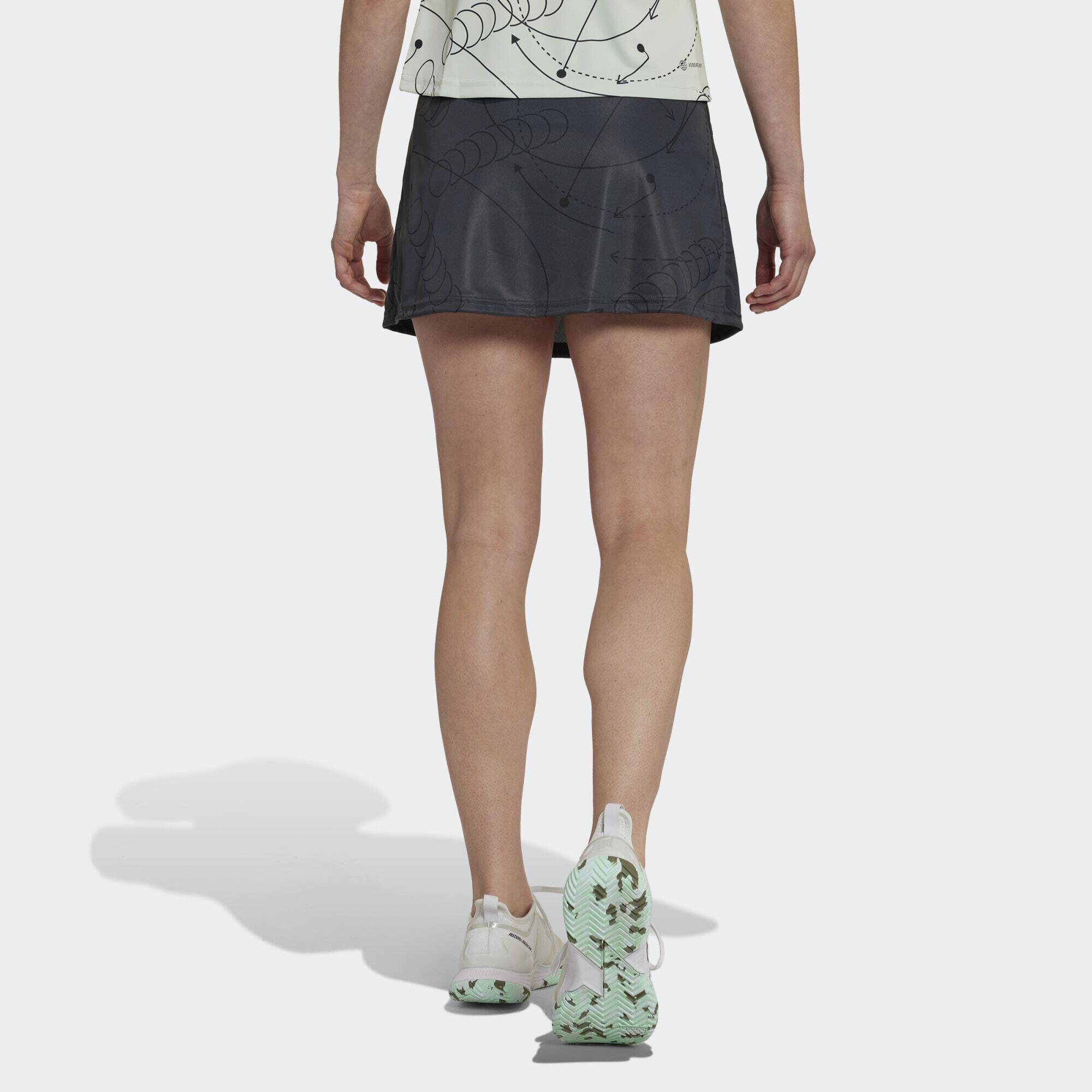 Club Tennis Graphic Rok 4/5