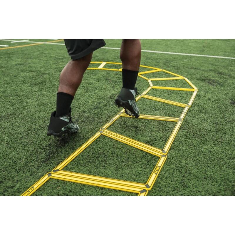 Allenamento del gioco di gambe nel calcio - SKLZ Agility Trainer Pro