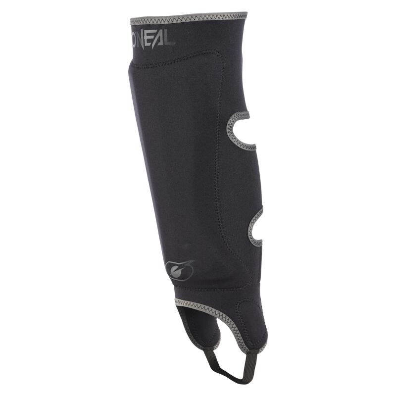 STRAIGHT Shin Guard V.23 noir