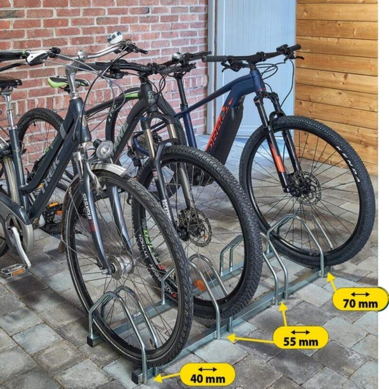 Râtelier range 4 vélos Mottez : 3 largeurs de pneus