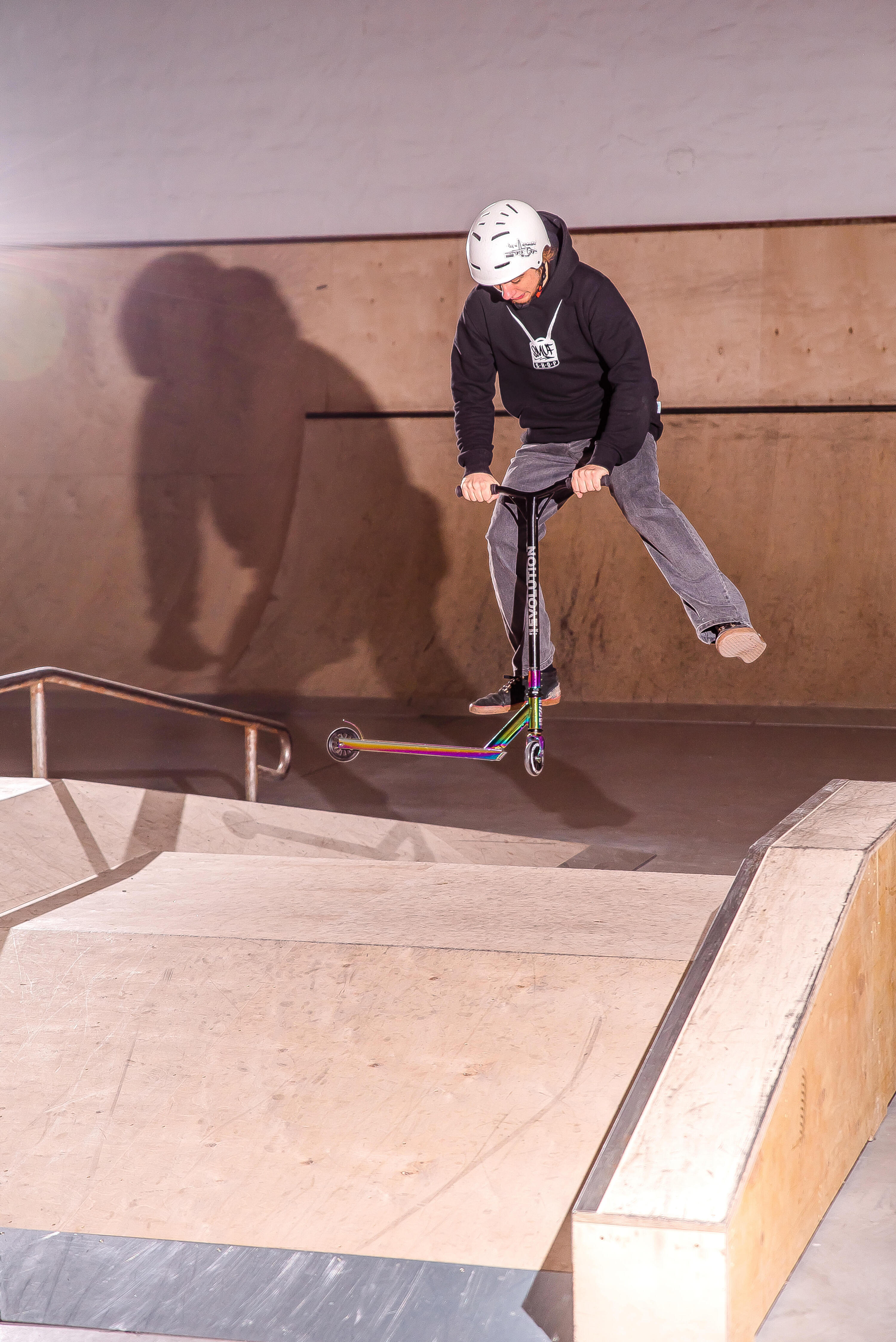 Scooter de altas prestaciones Raven Evolution Slick Negro/Neo Chrome 5/5