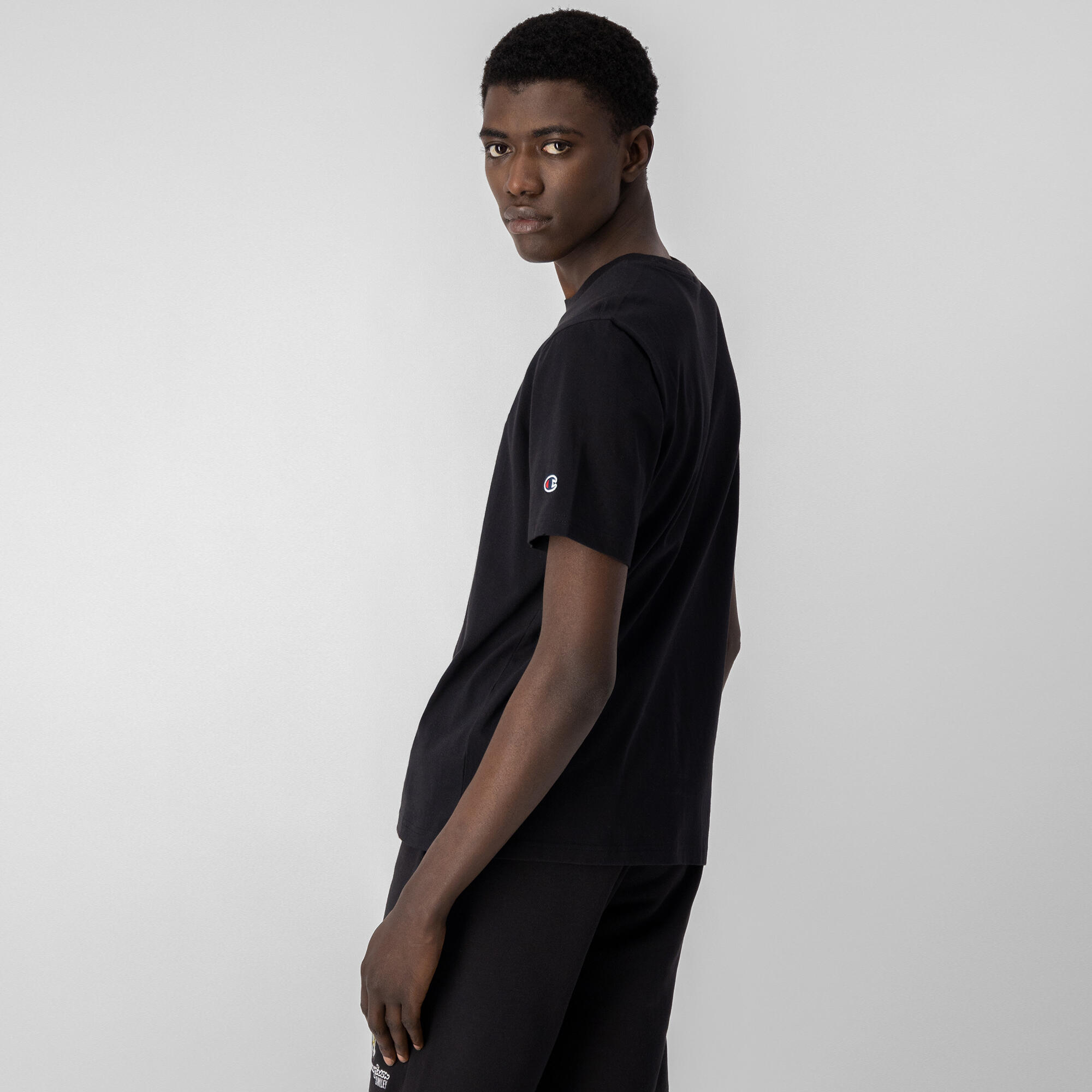 T-shirt Champion modèle 218220-KK001 pour homme 4/7