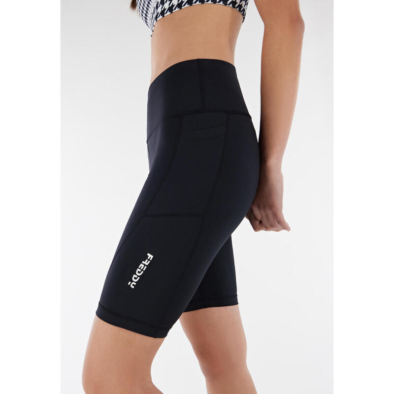 Short de cyclisme SuperFit en tissu technique transpirant