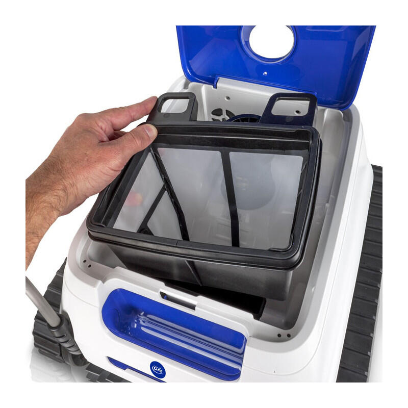 O robô aspirador de piscina elétrico Gre ER 230 para piscinas de até 9x4m. 3/4