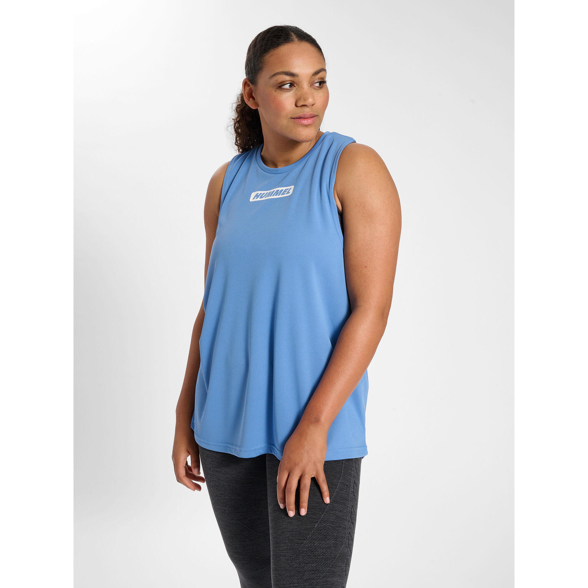 Hummel - Enfiler T-shirt Hmlte Curvy Femme Hummel - T-shirt Manches Courtes - Bleu - 52 2xl - Decathlon