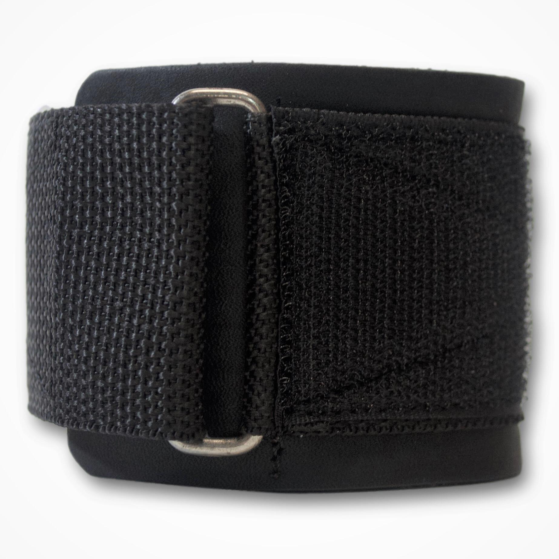 Muñequera de Cuero Reforzada con Ajuste de Velcro INDIGO 1 Unidad 8*6,5 cm Negro 3/4