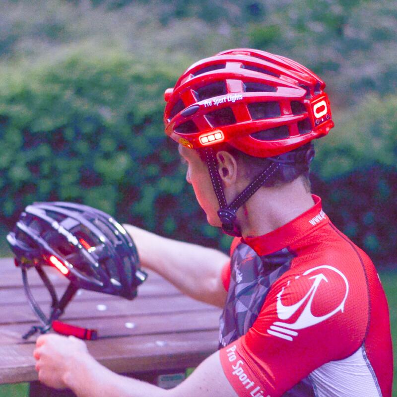 Casque de vélo avec lumière adultes - femmes/hommes- avec LED - rouge