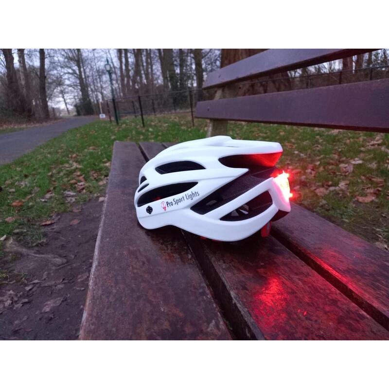 Fietshelm Volwassenen met Achterlicht - 54/61cm - met Verlichting Mat wit