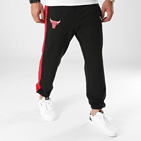 Jogging Chicago Bulls Logo