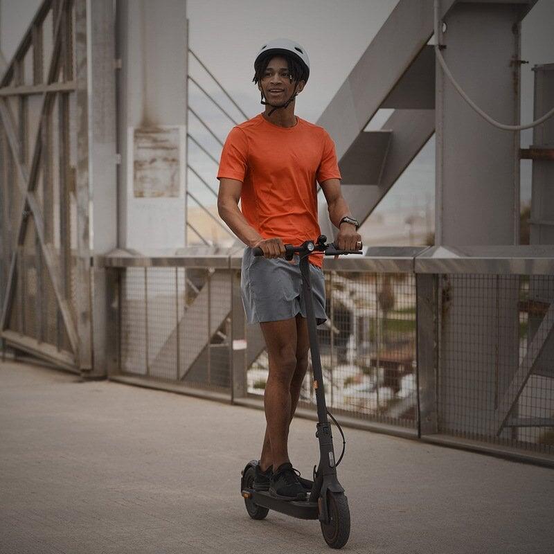 Xiaomi Mi Pro 2 5/6