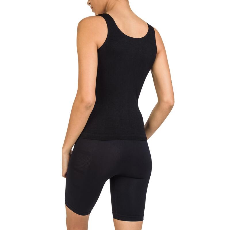 Tenue affinante : cycliste et top noir Cellutex