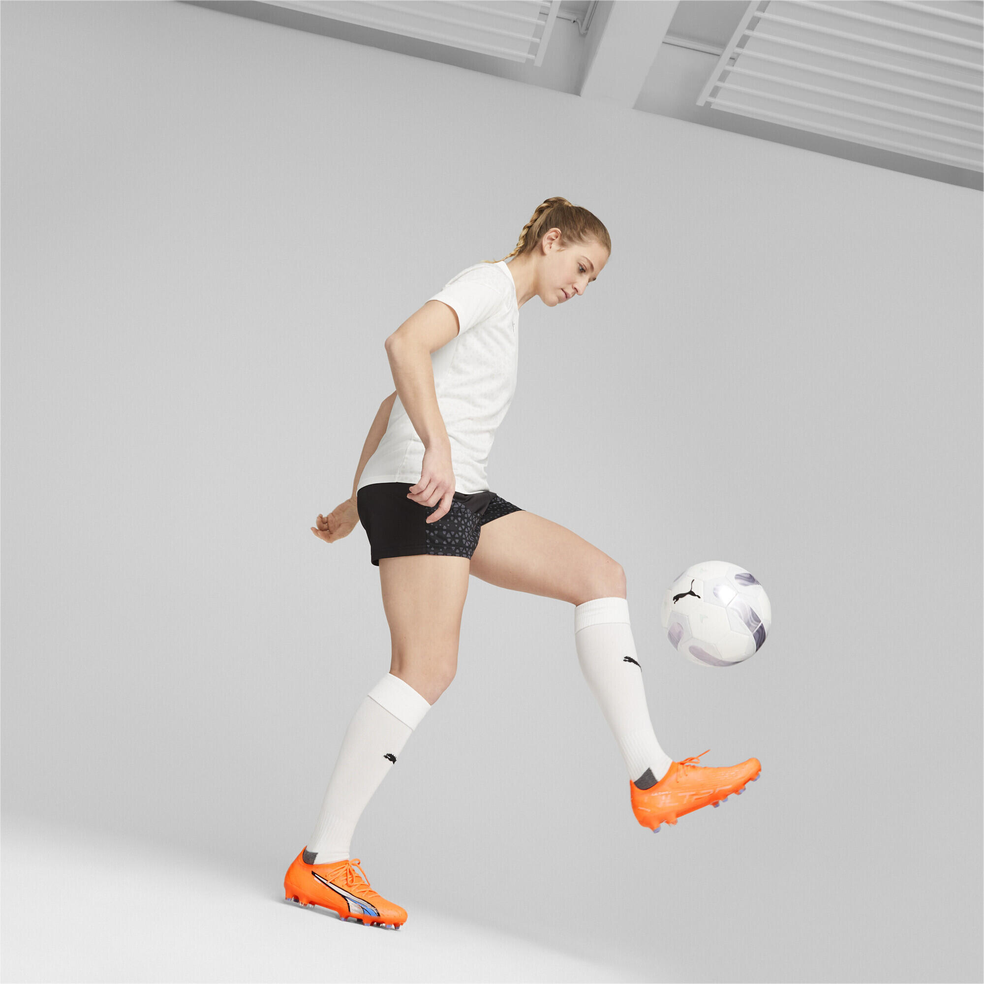 Scarpe da calcio ULTRA ULTIMATE FG/AG da donna PUMA 4/7