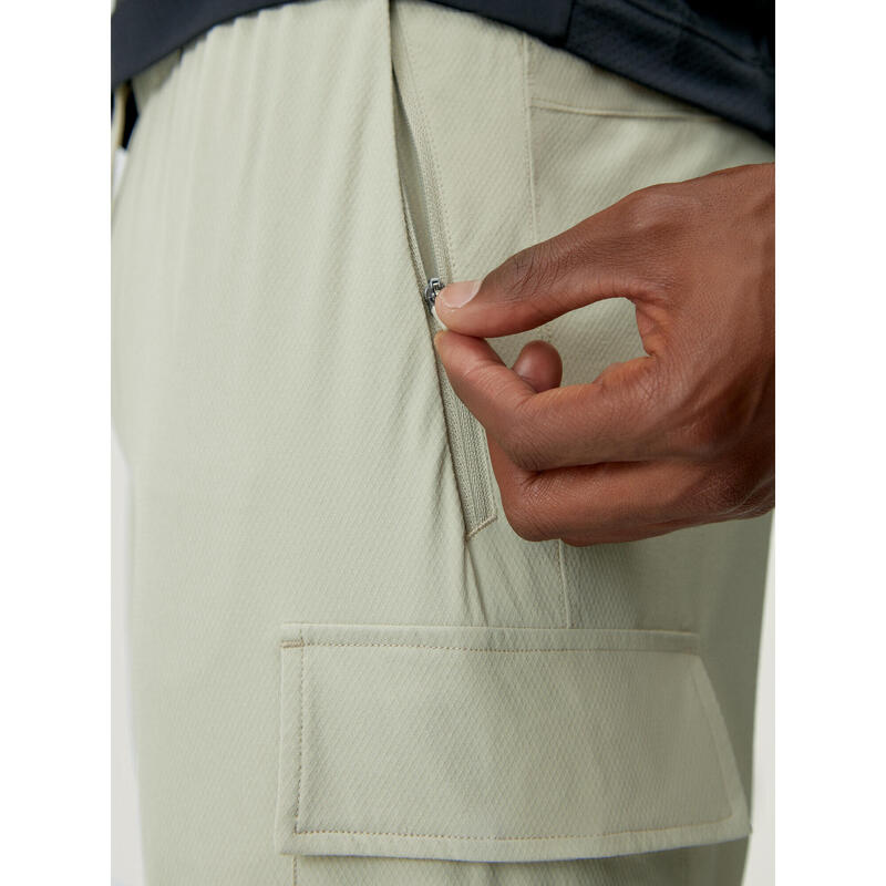 Pantalon de sport style jogger pour homme en tissu performant