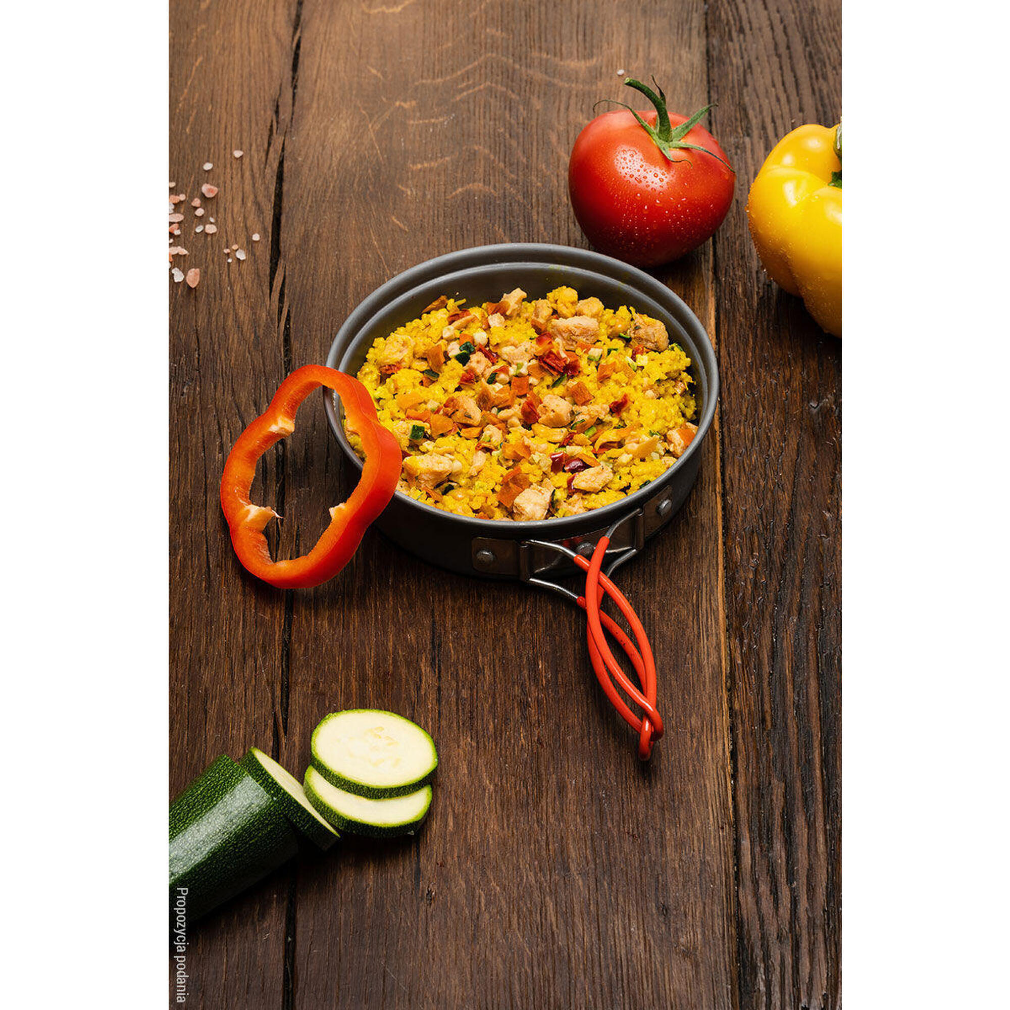 VOYAGER Dehydratované jídlo kuskus s kuřecím masem a zeleninou, 160 g