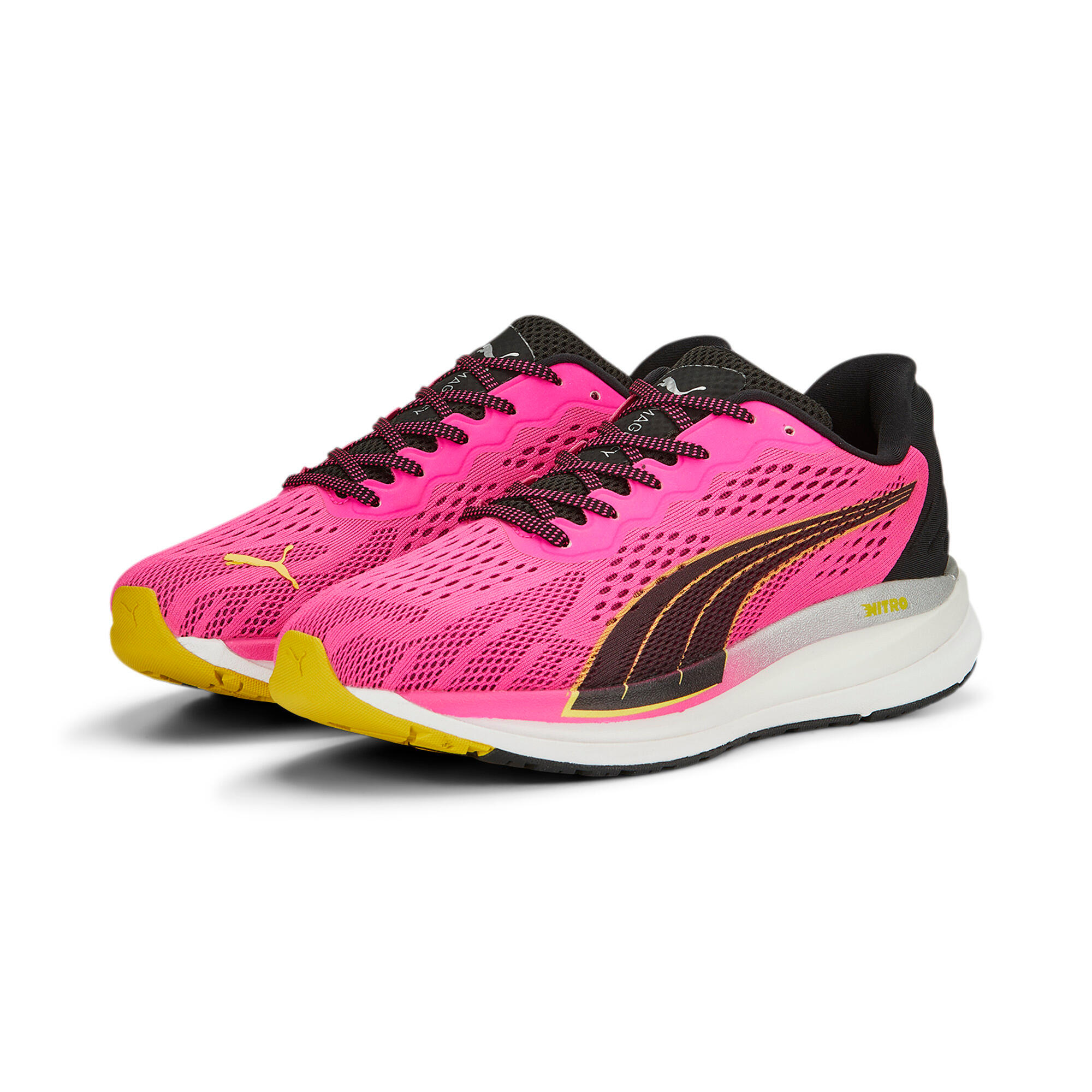 Women's running shoes Puma Magnify Nitro Surge