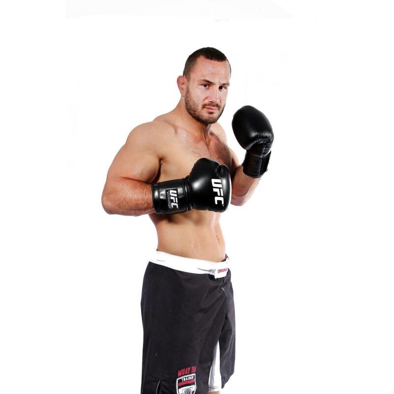 UFC - Guantes de boxeo 16 oz