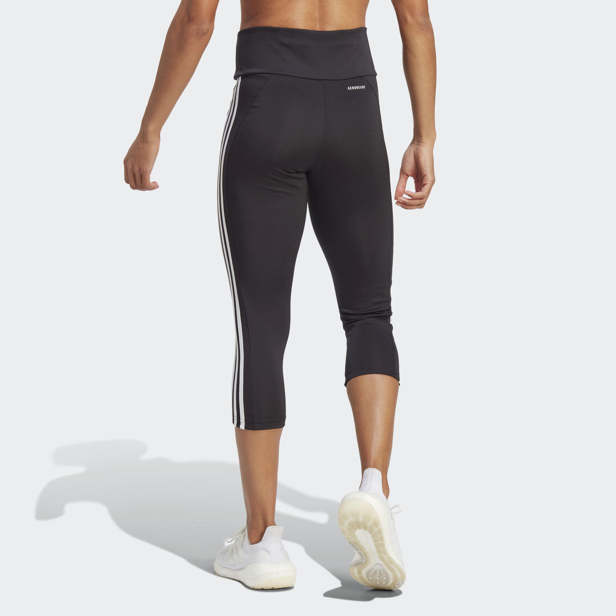 Designed to Move High-Rise 3-Stripes 3/4 Sport Leggings 5/5