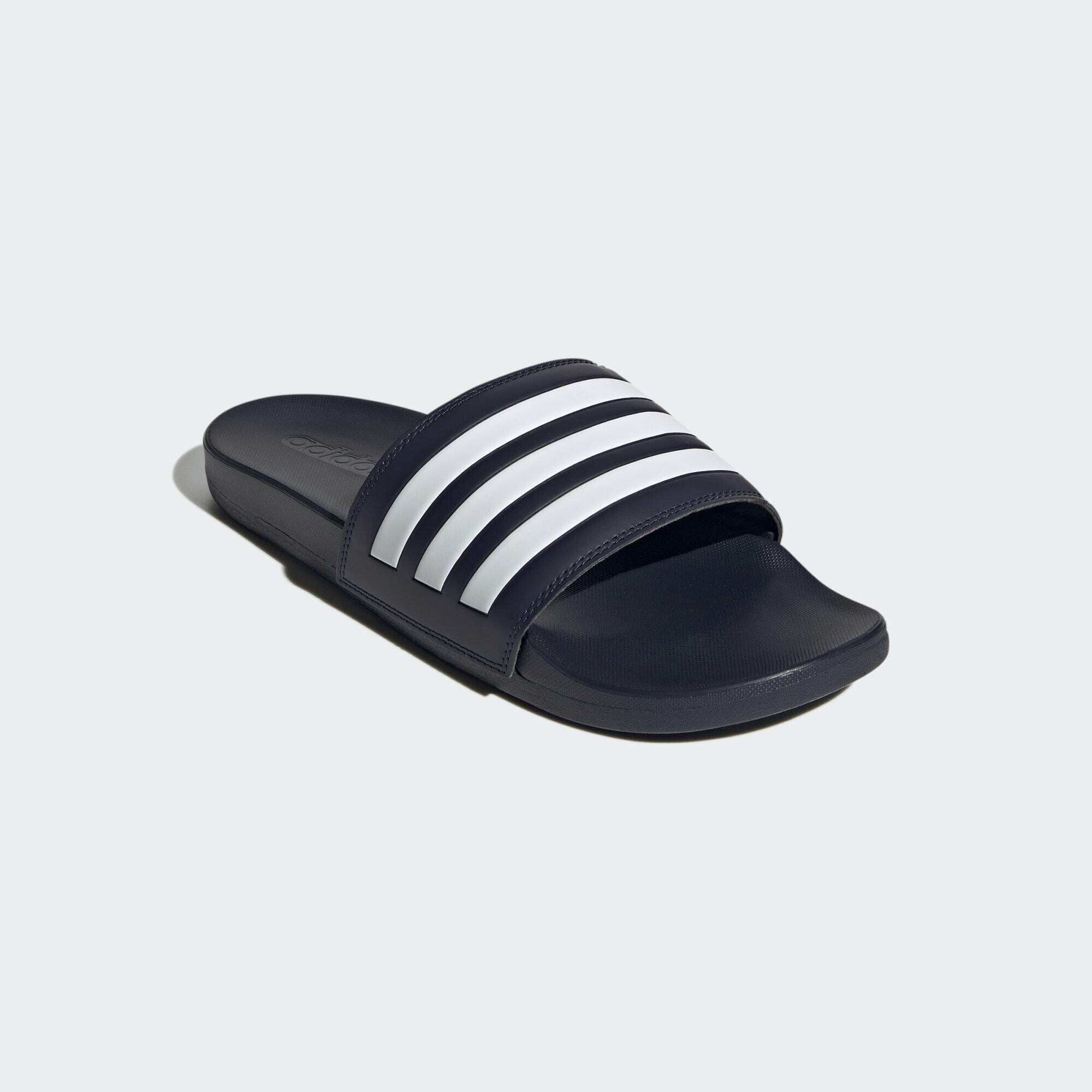 Adilette Comfort Slides 5/7