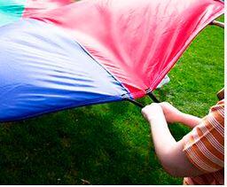 PARACAÍDAS PARA ACTIVIDADES RECREATIVAS DE  2 MT 3/3