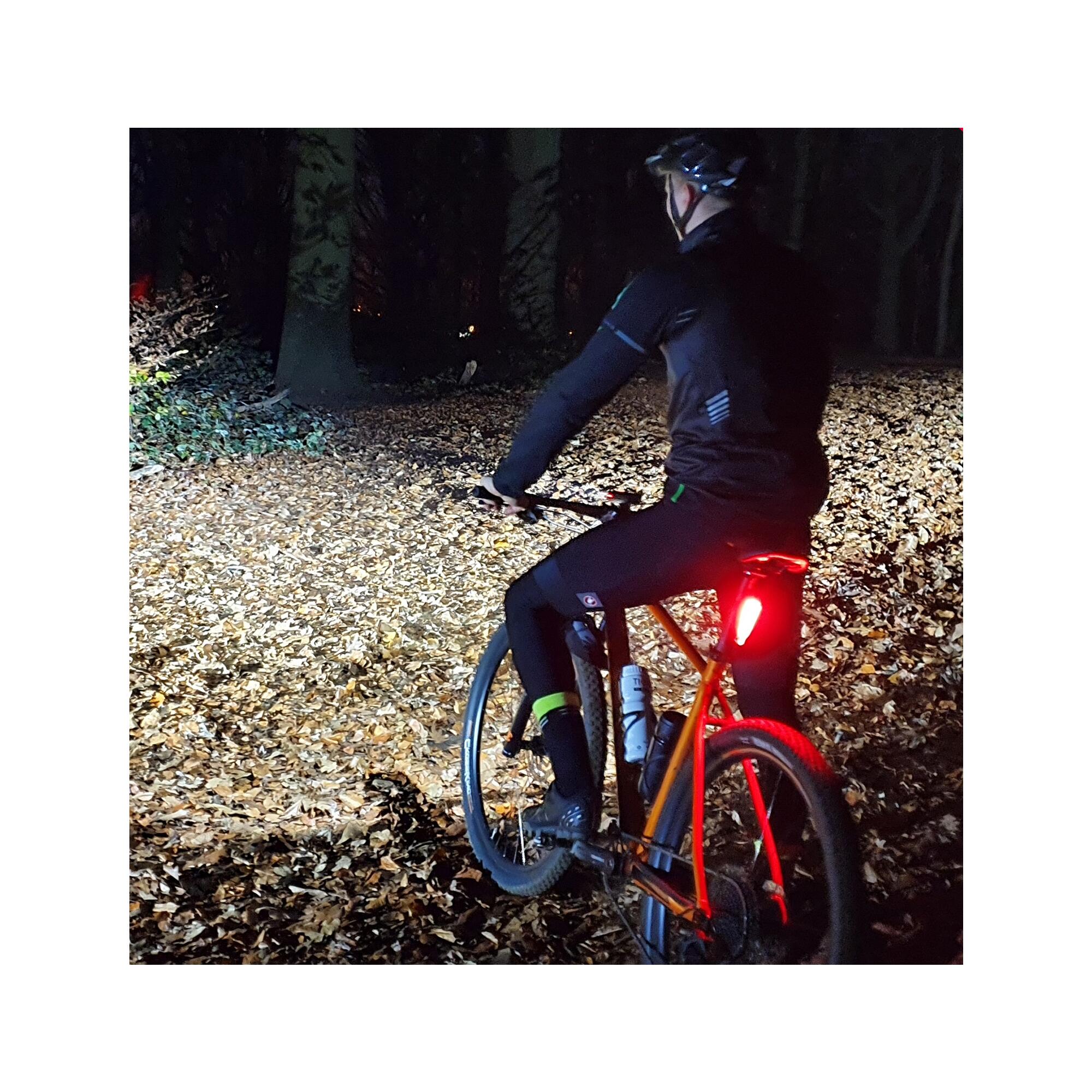 1200 Lumen en 100 Lumen fietsverlichtingsset - LED Fietslampen USB oplaadbaar 3/7