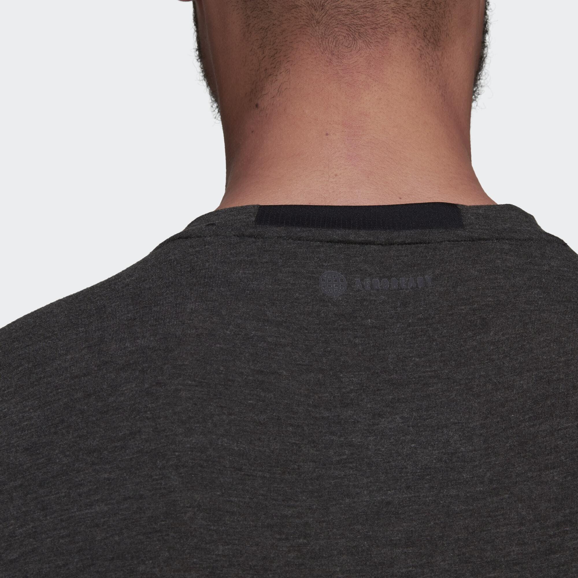T-shirt Designed for Training 4/5