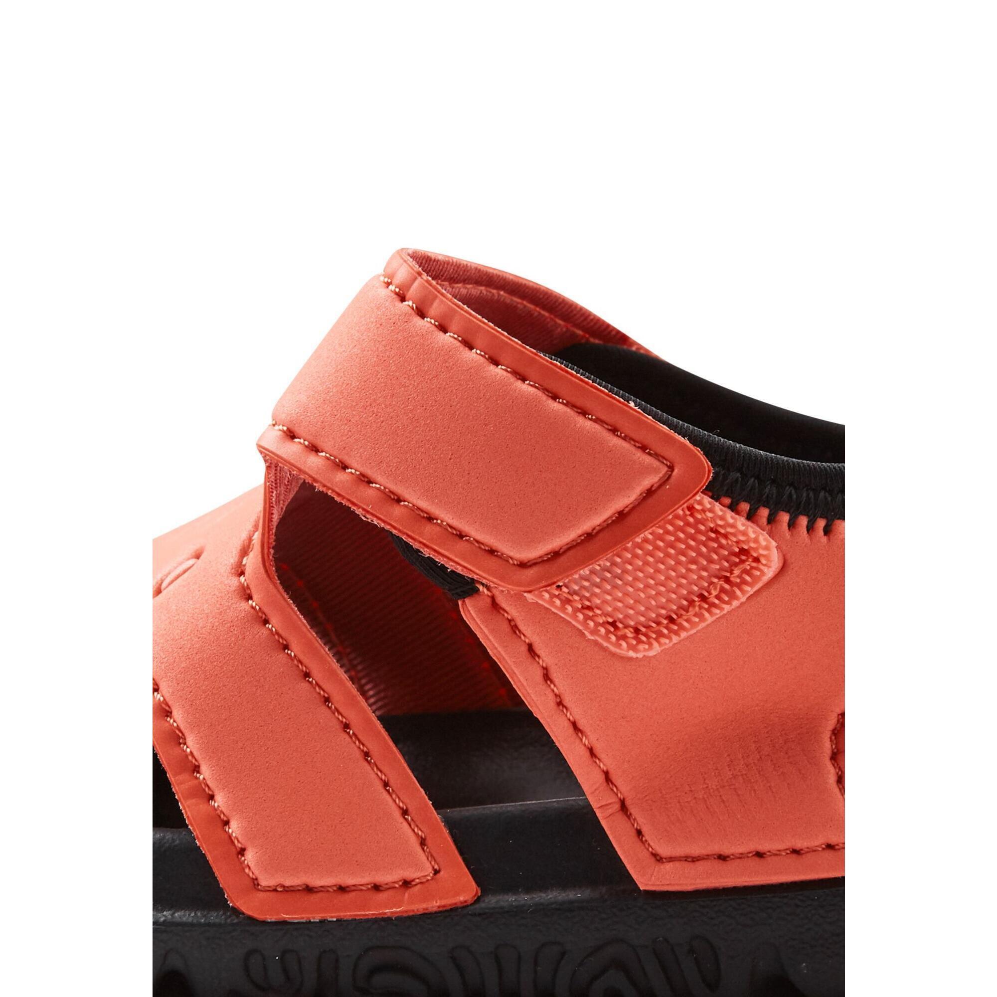 Sandales Koralli - Fermeture velcro à deux points facile 5/7