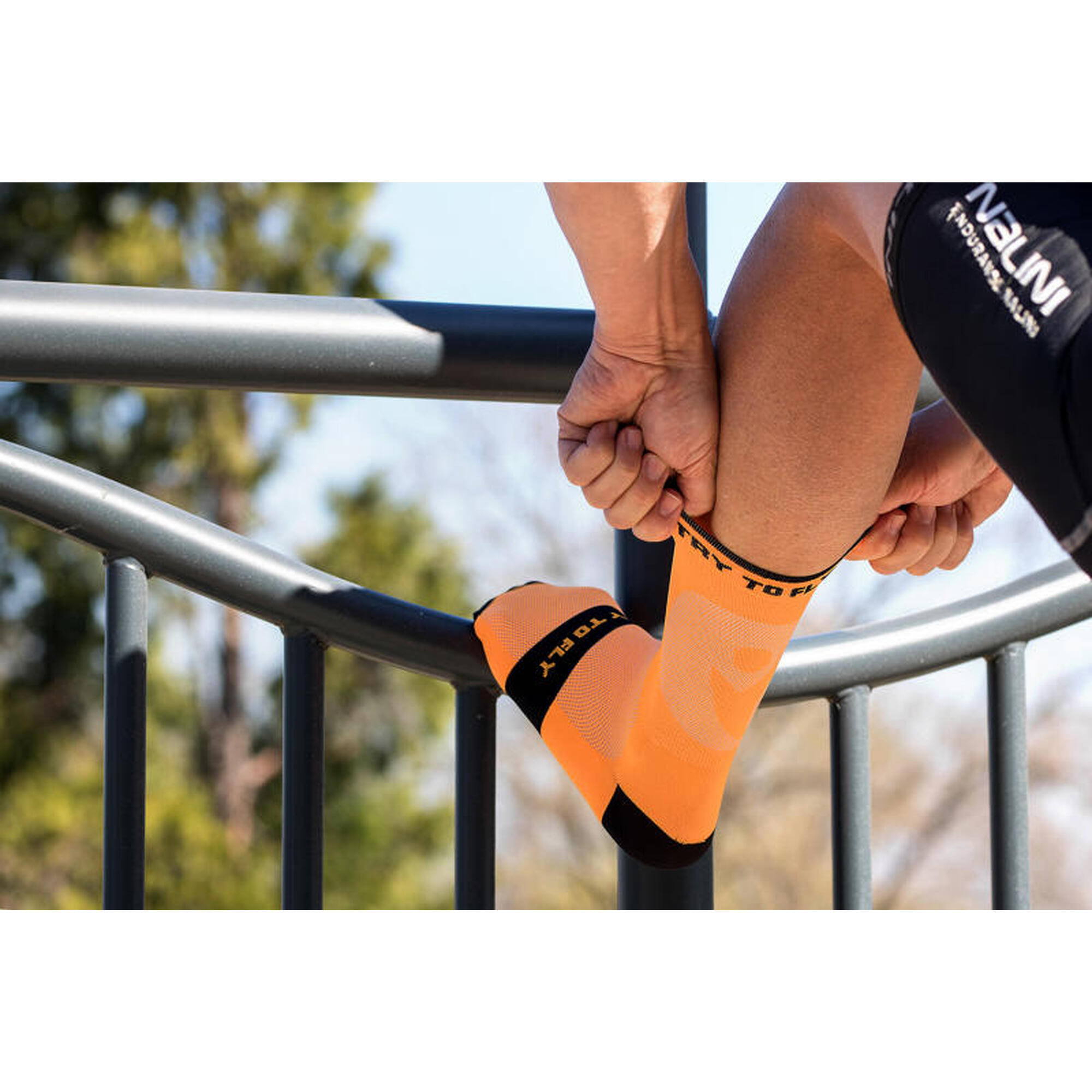 Sosete pentru ciclism CYCLING LIGHT SOCKS Fluo Orange, 35-38 EU