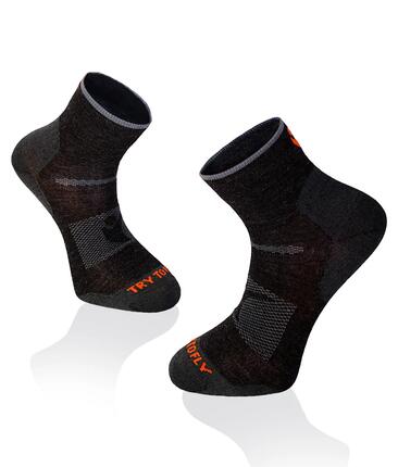 Chaussettes courtes pour randonnée en montagne