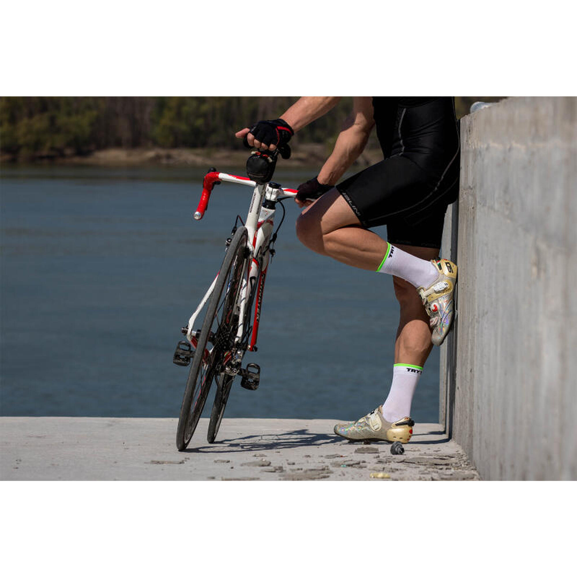 Fehér-fekete Meryl® Skinlife kerékpáros zokni