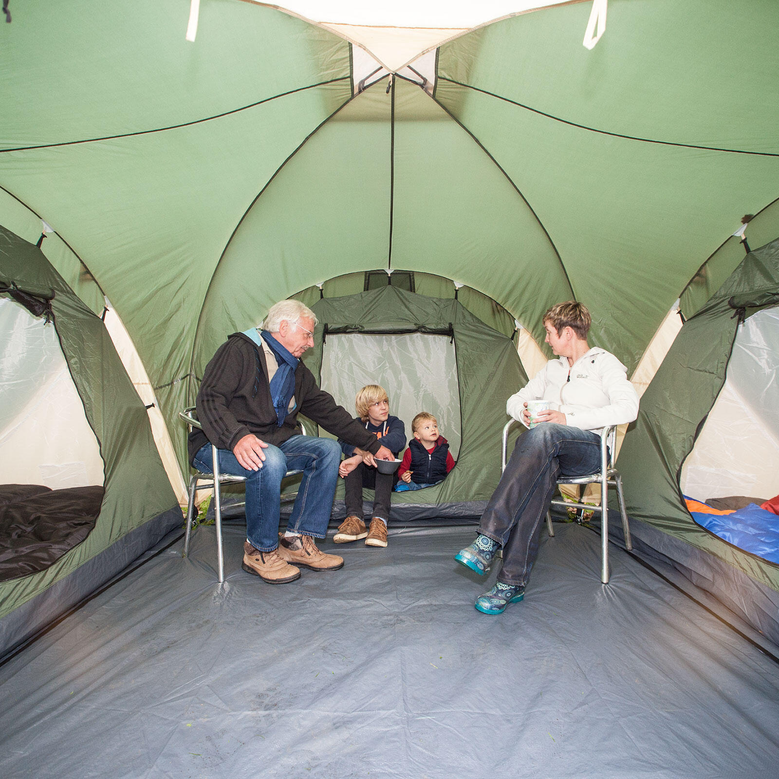 Tente familiale dôme camping Daytona 6 - 6 personnes - 530x370 cm - 3 cabines 5/8