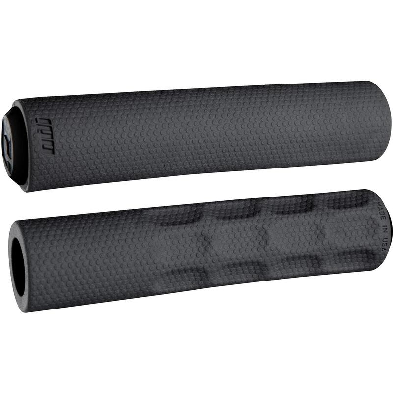 F-1 Vapor Grips - noir                   2 modèles disponibles 1690€ 1895€ -10%    * La vente débute le 04/04/2025    ODI F-1 Vapor Grips - noirVendu exclusivement en ligne   