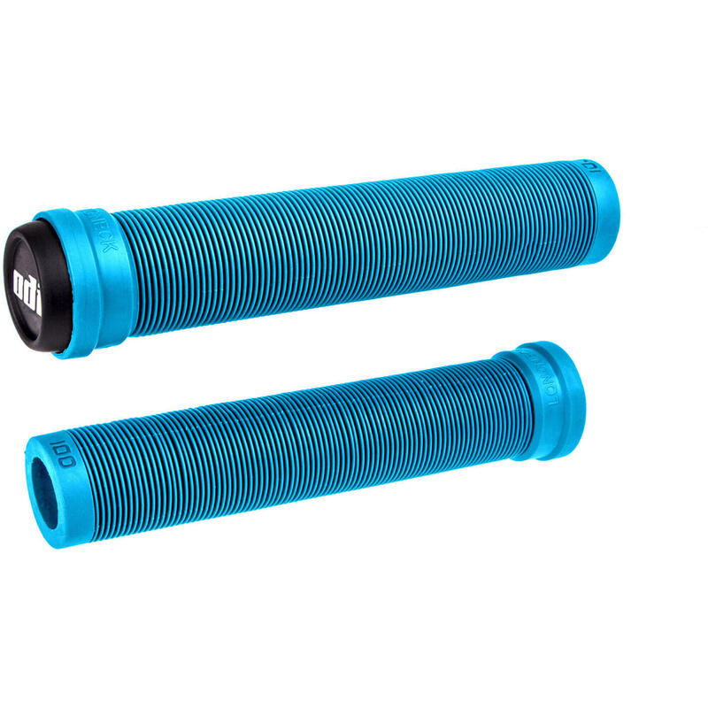 Grips SLX Longneck sans bride - bleu clair      1090€ 1295€ -15%    * La vente débute le 28/05/2025    ODI Grips SLX Longneck sans bride - bleu clairVendu exclusivement en ligne   