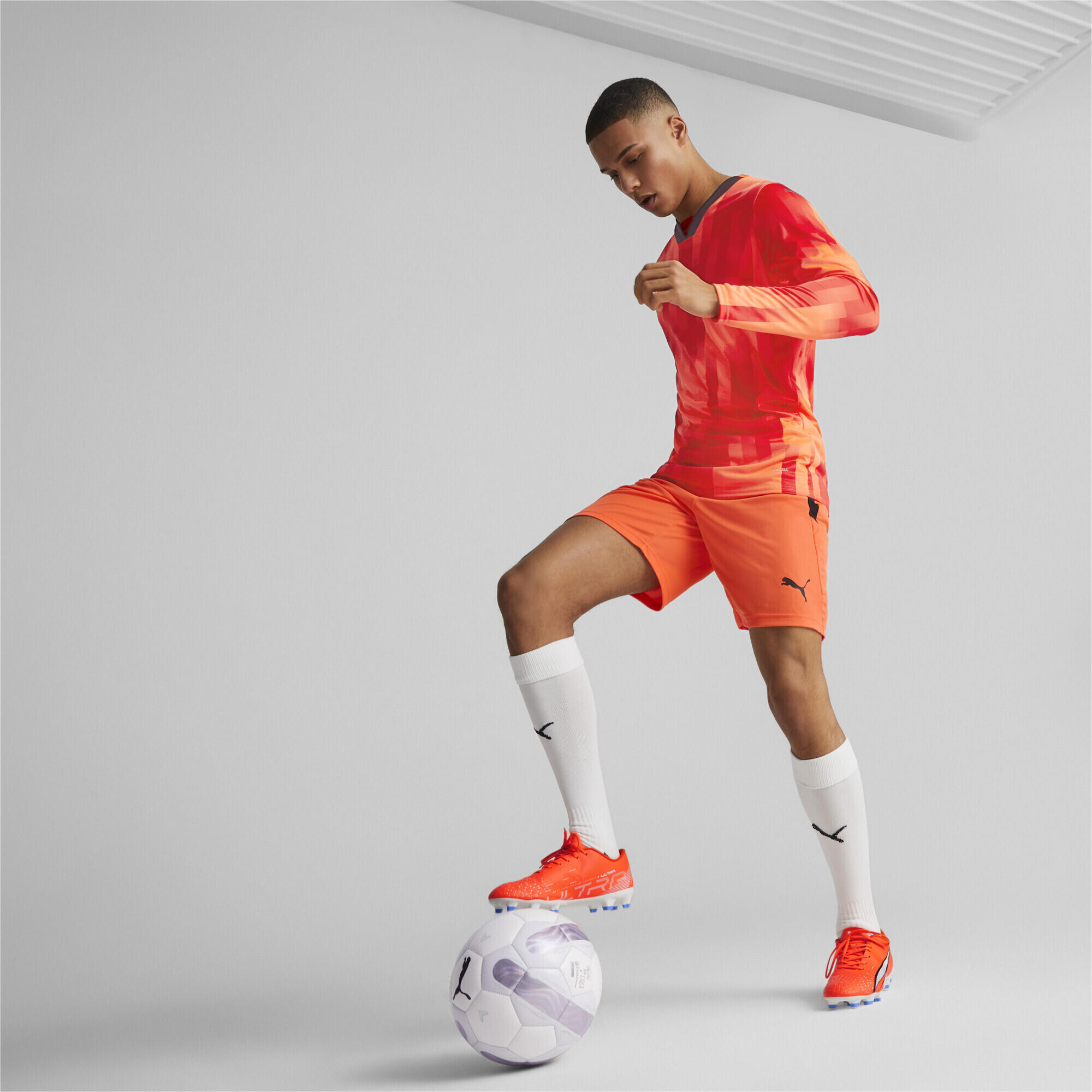 Chaussures de football ULTRA Play PUMA 3/7