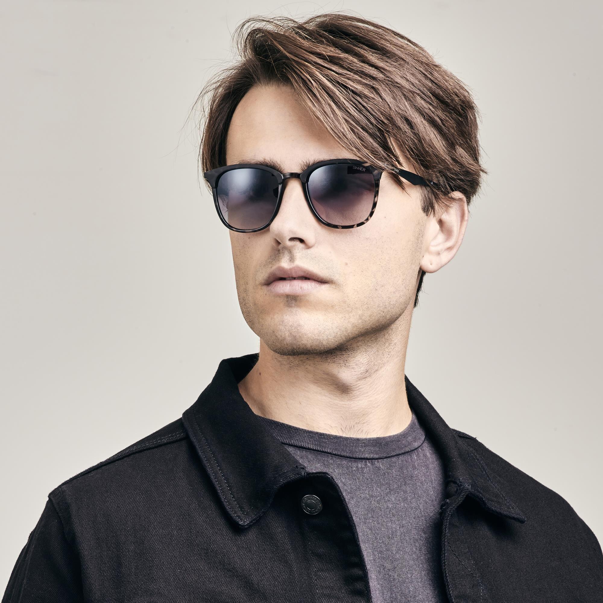 Okulary przeciwsłoneczne Sinner Cowell, czarno-szare, unisex 4/5