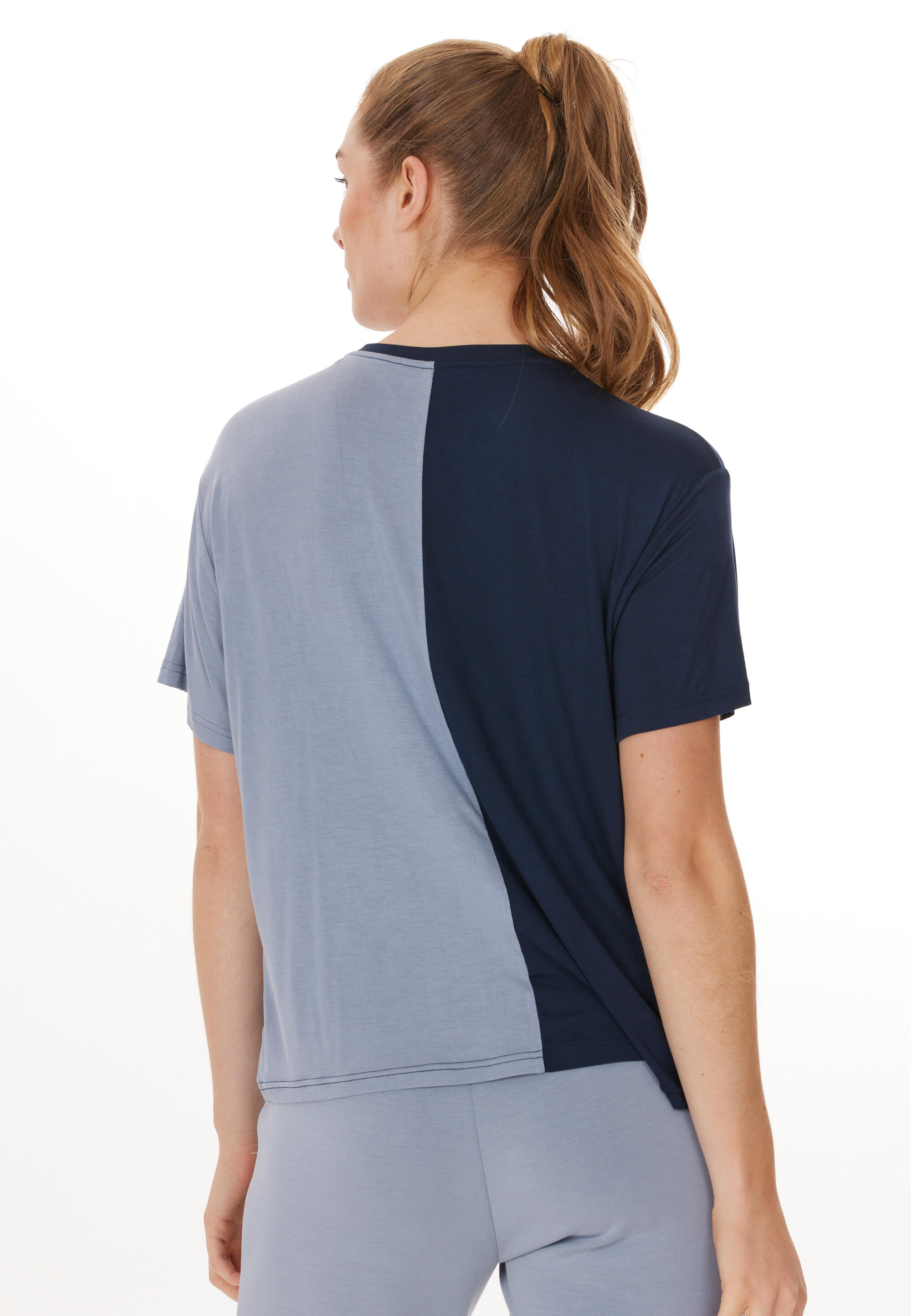 ENDURANCE T-shirt Carla 5/5