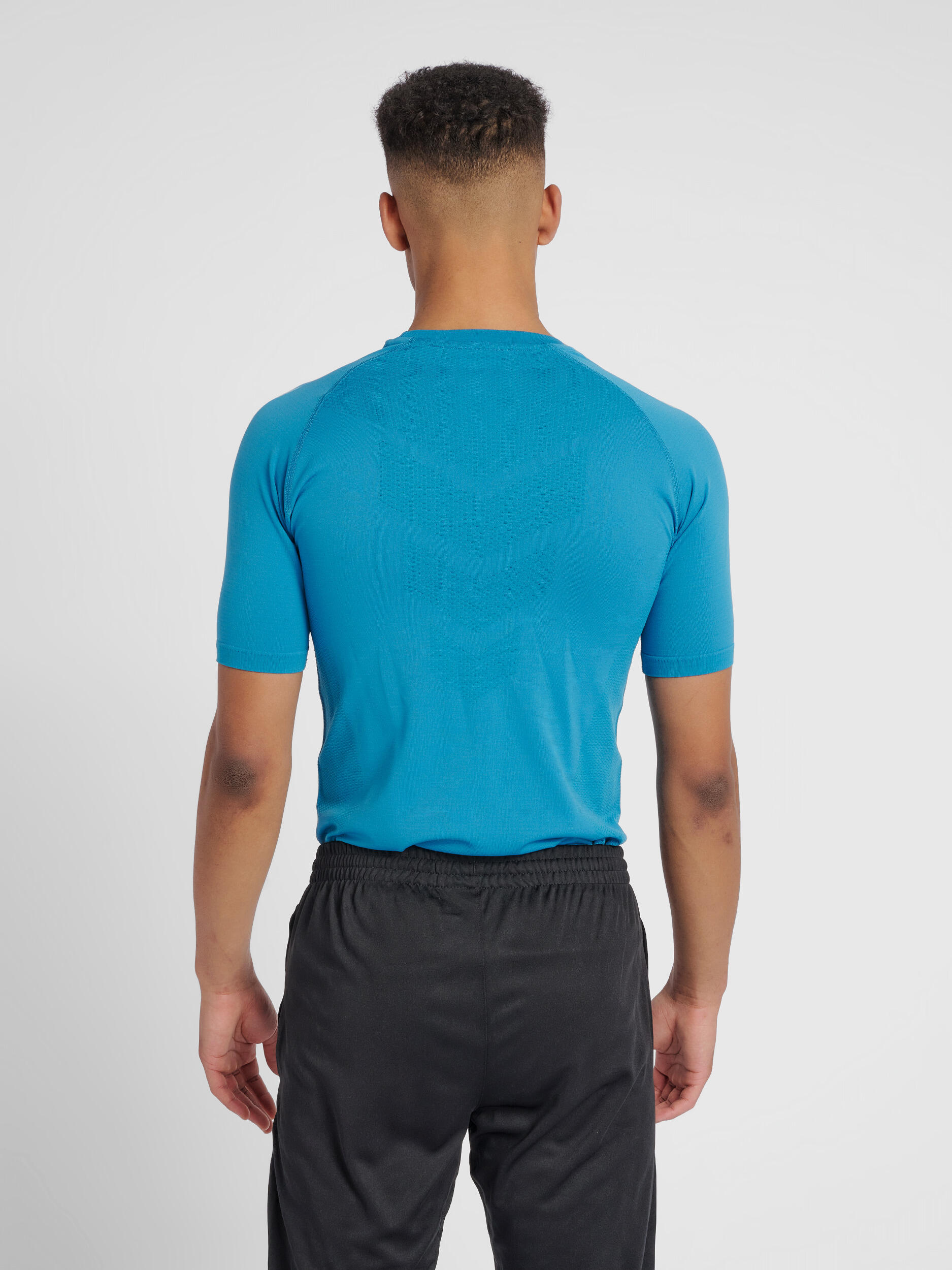 HUMMEL hmlAUTHENTIC PRO SEAMLESS JERSEY S/S 3/6